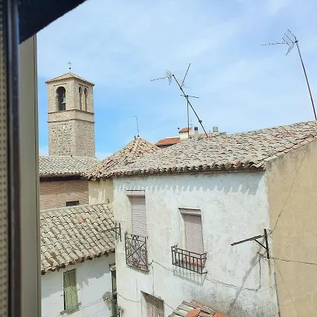 Toledorooms Estrella Con Azotea En El Casco *
