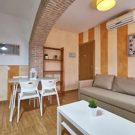 Toledorooms Estrella Con Azotea En El Casco