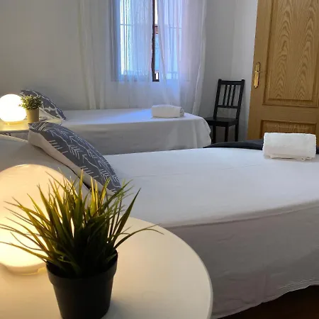 Toledorooms Estrella Con Azotea En El Casco 아파트 톨레도