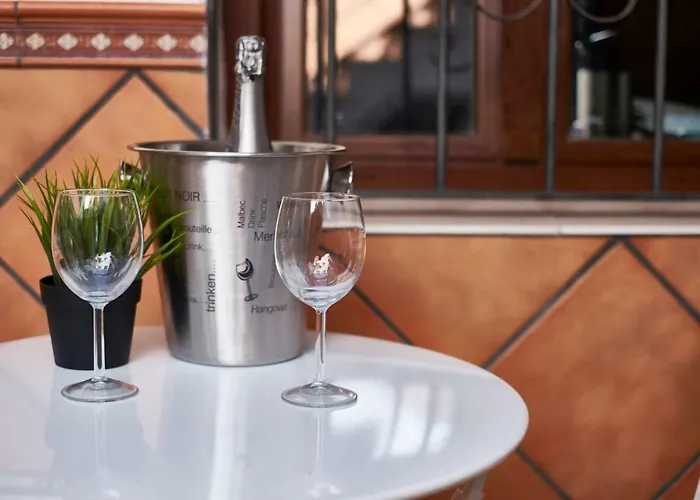 Toledorooms Estrella Con Azotea En El Casco