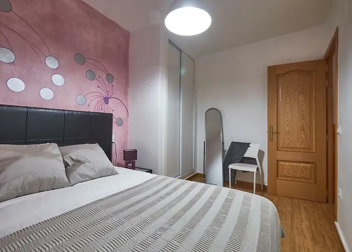 Toledorooms Estrella Con Azotea En El Casco *